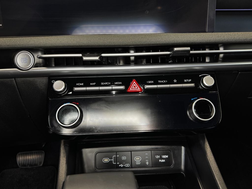 2025 Hyundai Santa Cruz Limited Power moonroof