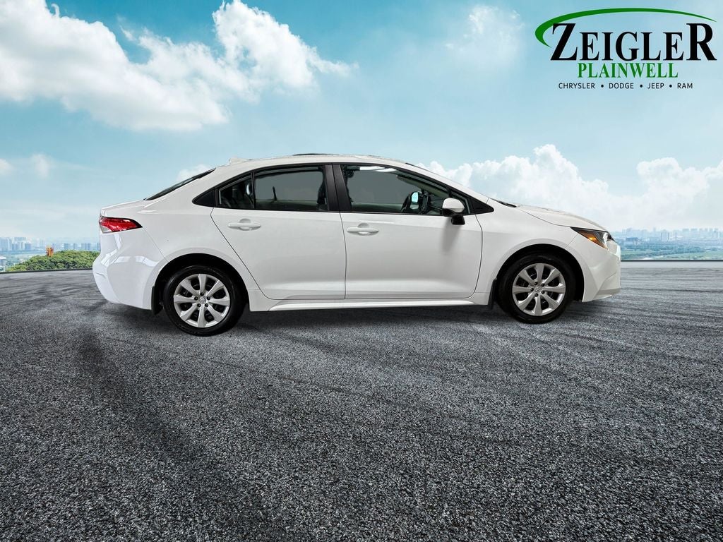 2025 Toyota Corolla LE Apple CarPlay/Android Auto