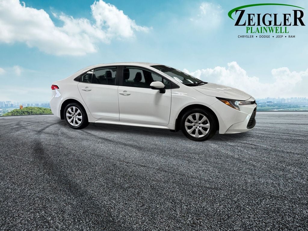 2025 Toyota Corolla LE Apple CarPlay/Android Auto