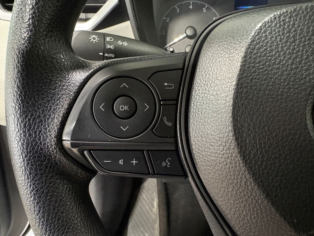 2025 Toyota Corolla LE Apple CarPlay/Android Auto