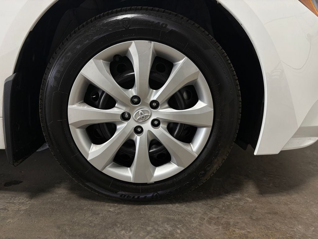 2025 Toyota Corolla LE Apple CarPlay/Android Auto