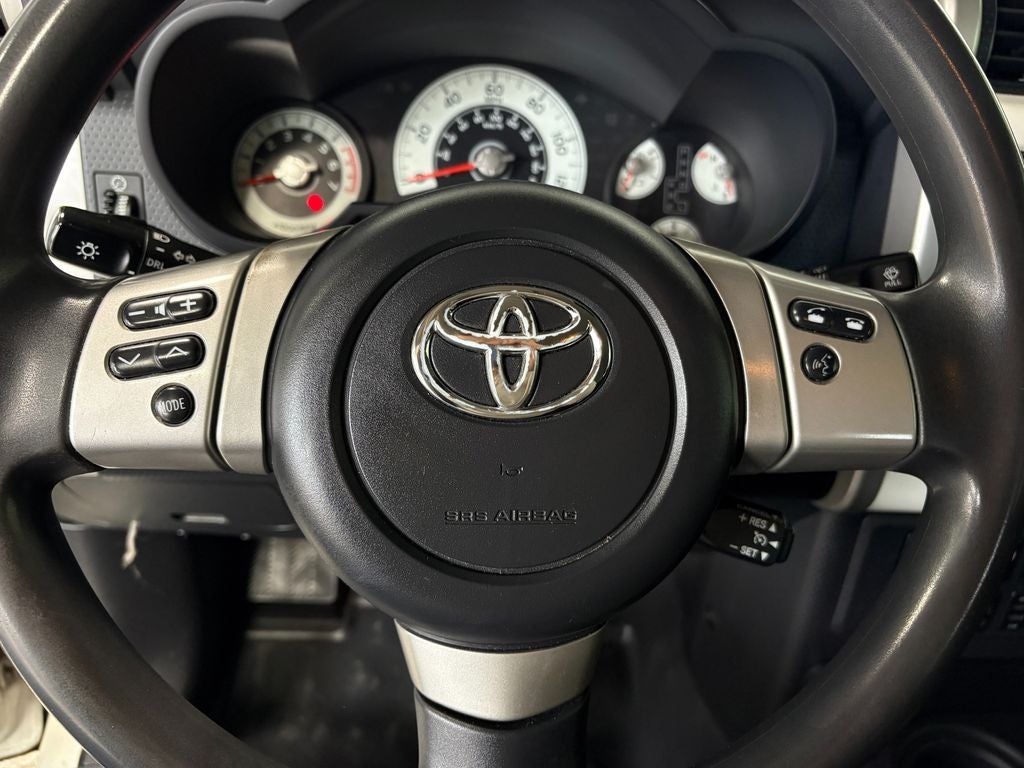 2013 Toyota FJ Cruiser Base Off-Road Package