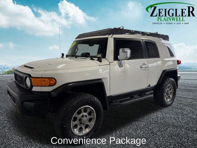 2013 Toyota FJ Cruiser Base Off-Road Package
