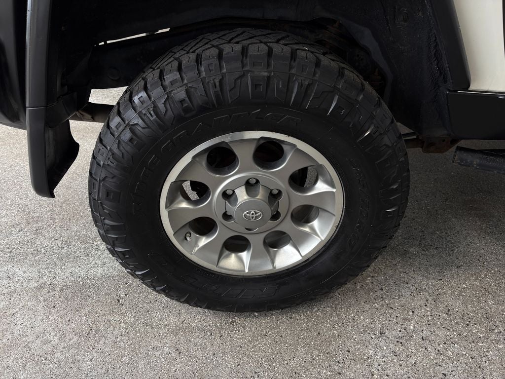 2013 Toyota FJ Cruiser Base Off-Road Package