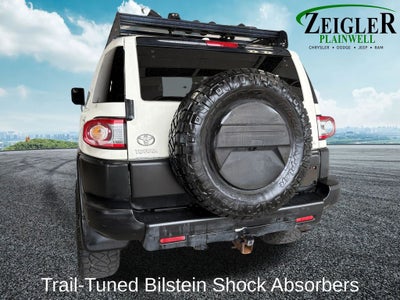 2013 Toyota FJ Cruiser Base Off-Road Package
