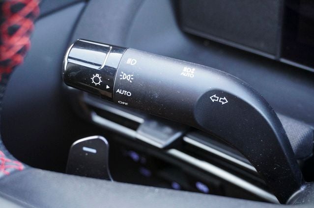 2025 Hyundai Tucson Hybrid N Line Navigation System & Power moonroof