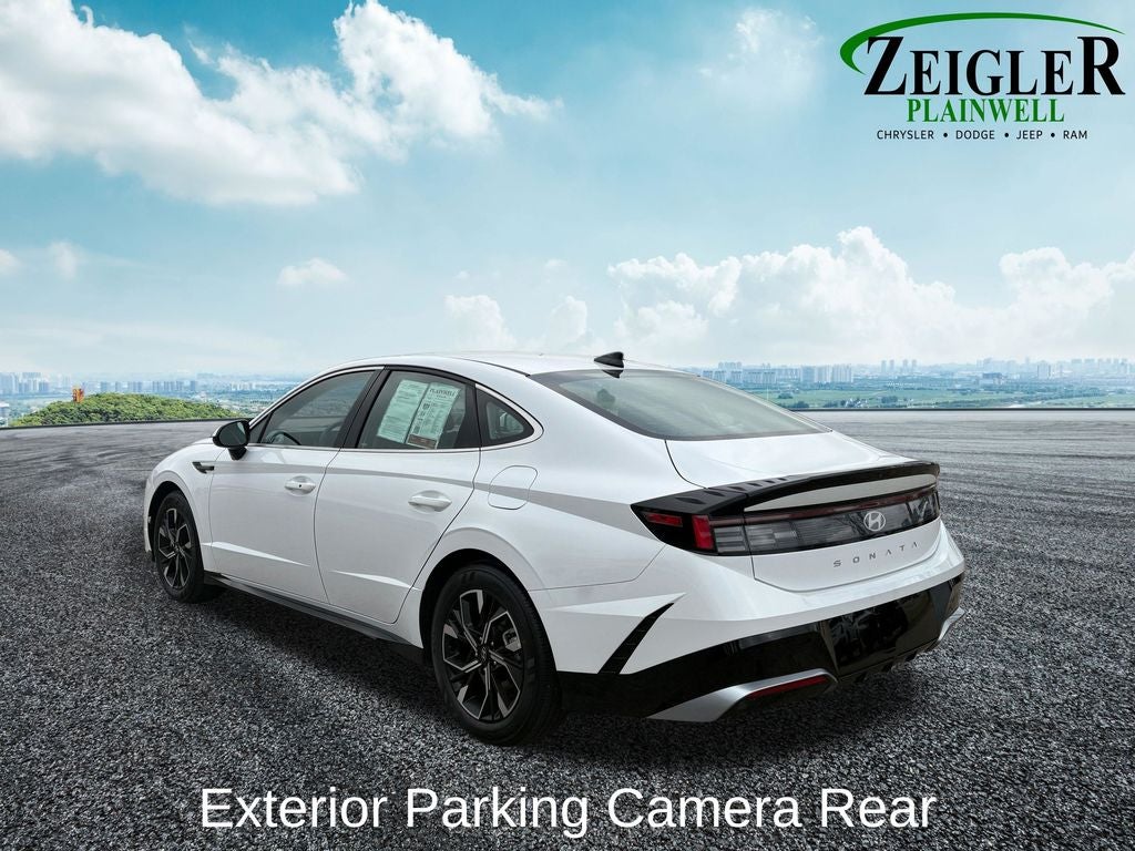 2025 Hyundai Sonata SEL Apple CarPlay & Android Auto