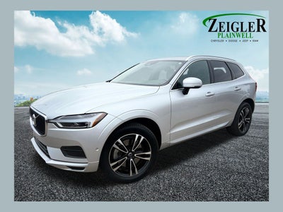 2019 Volvo XC60 T6 Momentum Power moonroof
