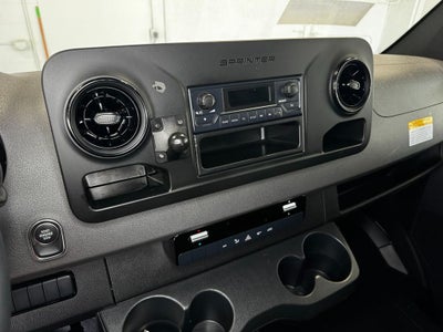 2022 Mercedes-Benz Sprinter 2500 Cargo 144 WB