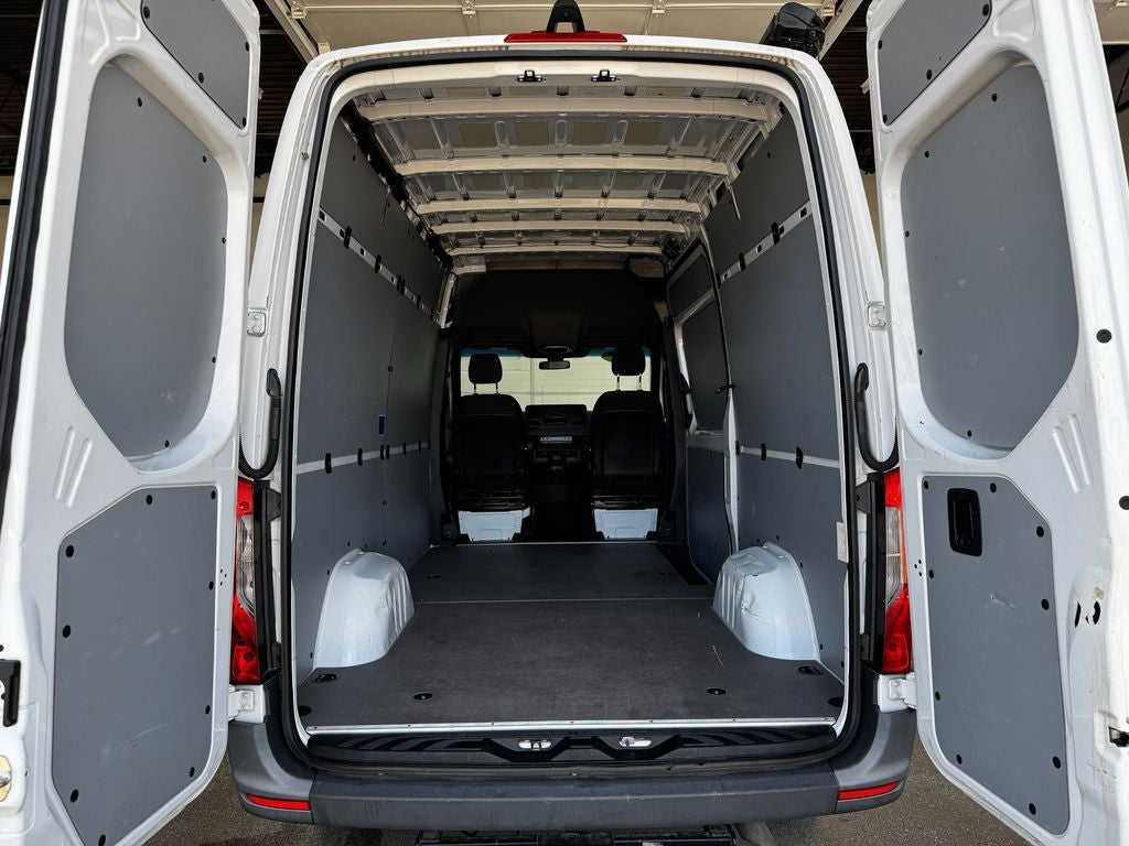 2022 Mercedes-Benz Sprinter 2500 Cargo 144 WB