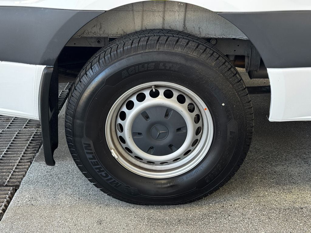 2022 Mercedes-Benz Sprinter 2500 Cargo 144 WB