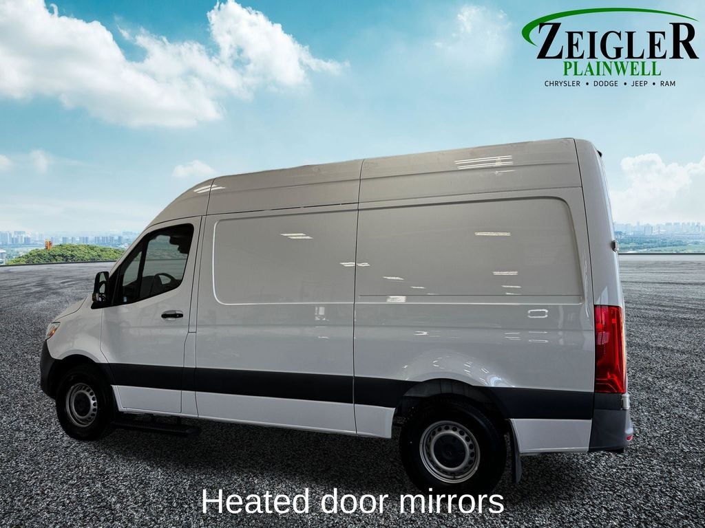 2022 Mercedes-Benz Sprinter 2500 Cargo 144 WB