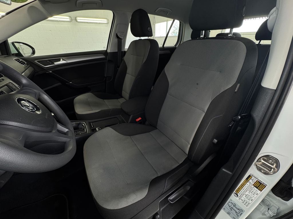 2016 Volkswagen e-Golf SE