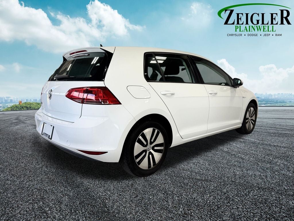 2016 Volkswagen e-Golf SE