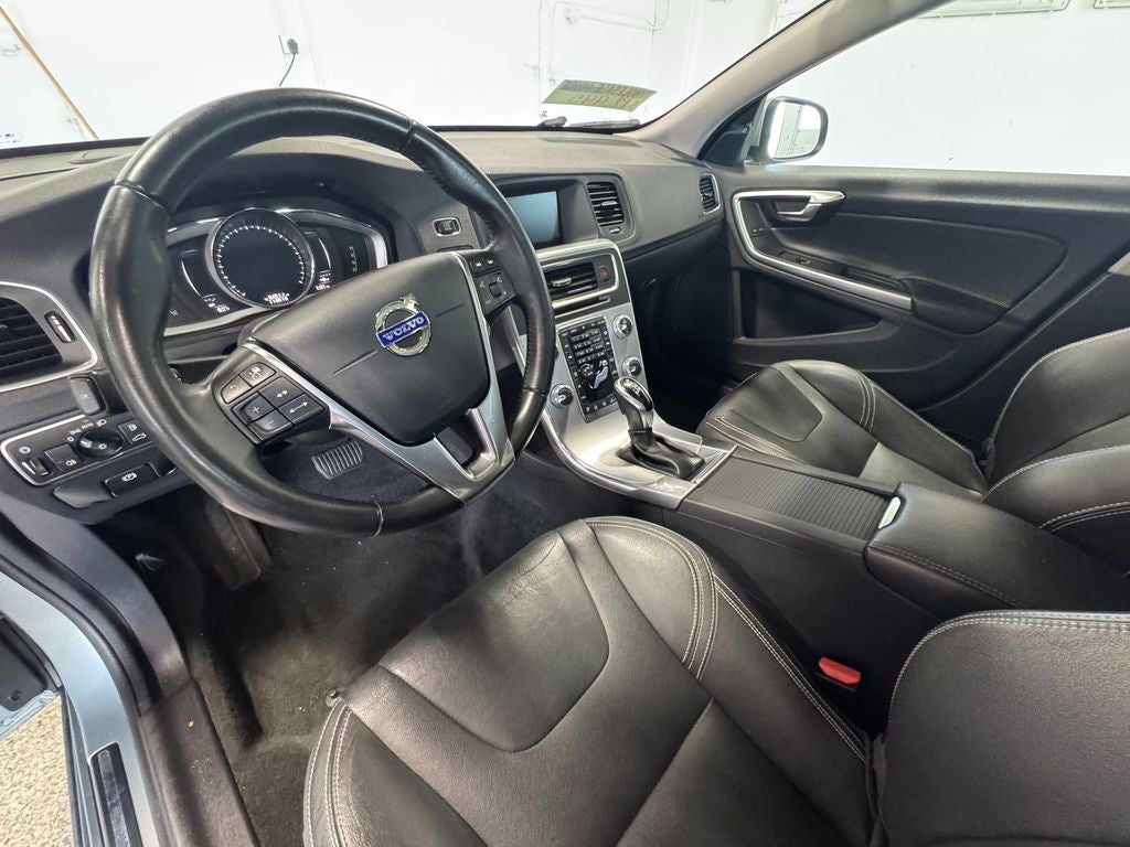 2018 Volvo V60 T5 Dynamic