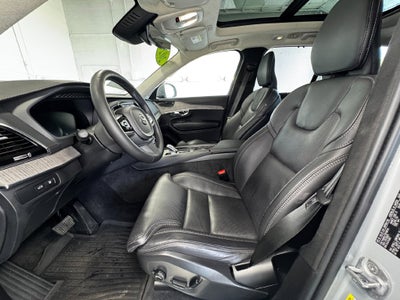 2024 Volvo XC90 Recharge Plug-In Hybrid Ultimate Lounge Package