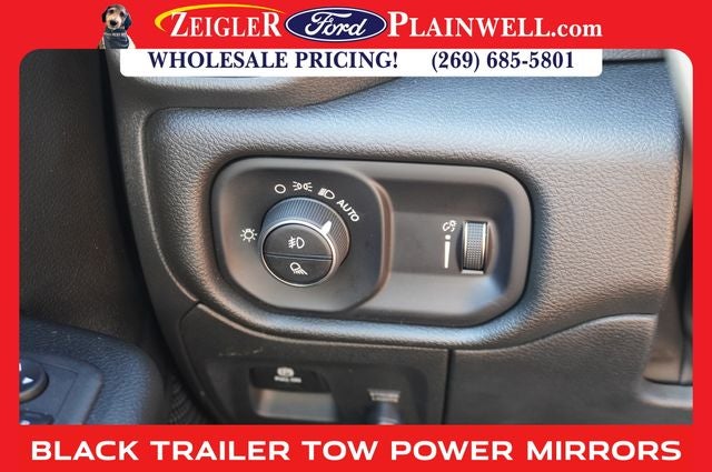 2024 RAM 1500 Tradesman 4x4 CREW CAB V6 3.6L 24 Valve CLASS 4 T TOW GROUP