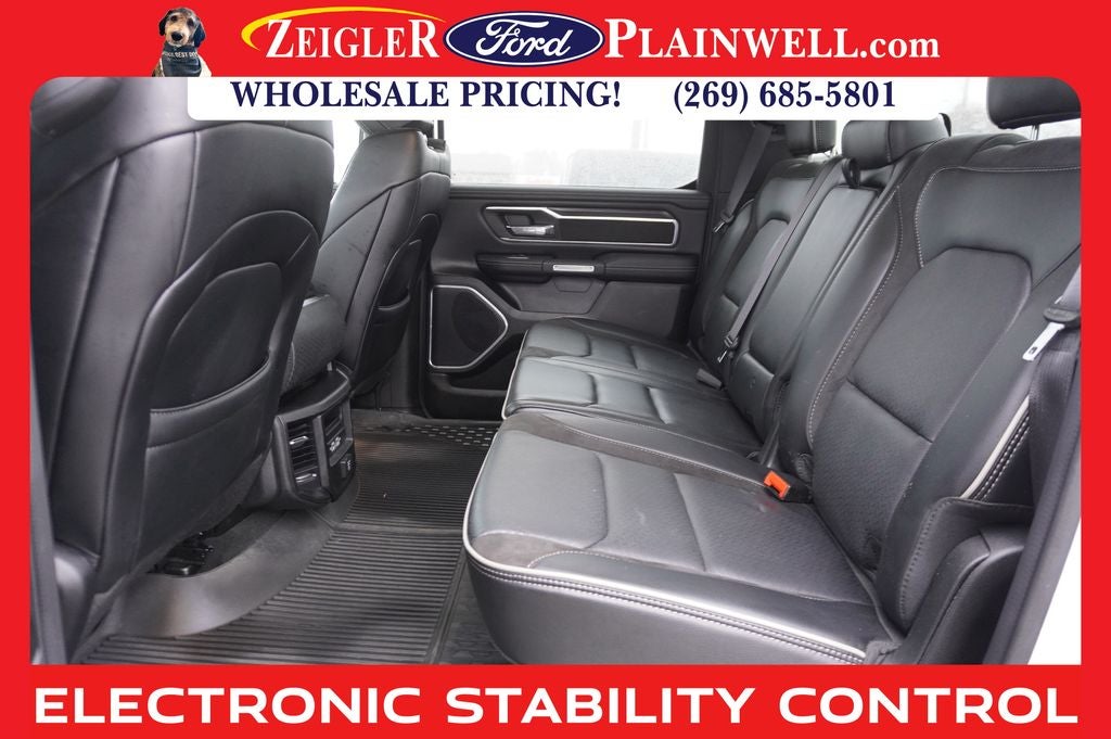 2023 RAM 1500 Laramie CREW CAB 4x4 Navigation Heated Front Leather Heate