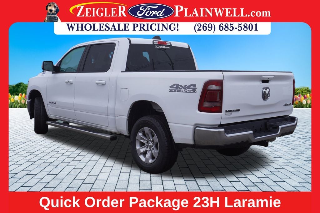 2023 RAM 1500 Laramie CREW CAB 4x4 Navigation Heated Front Leather Heate