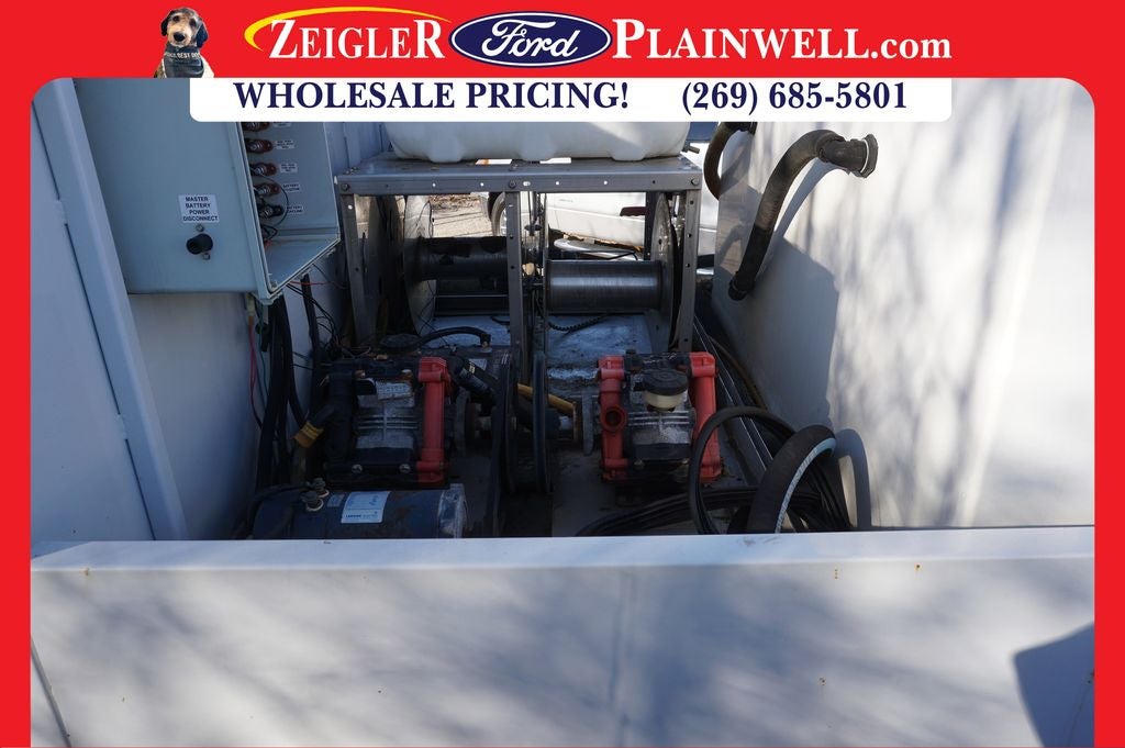 2011 Ford E-450SD Base