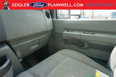 2024 Ford E-450SD Base DRW