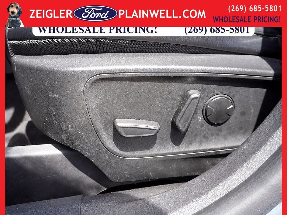 2023 Ford Escape Platinum AWD PANORAMIC ROOF HEATED LEATHER SYNC 4