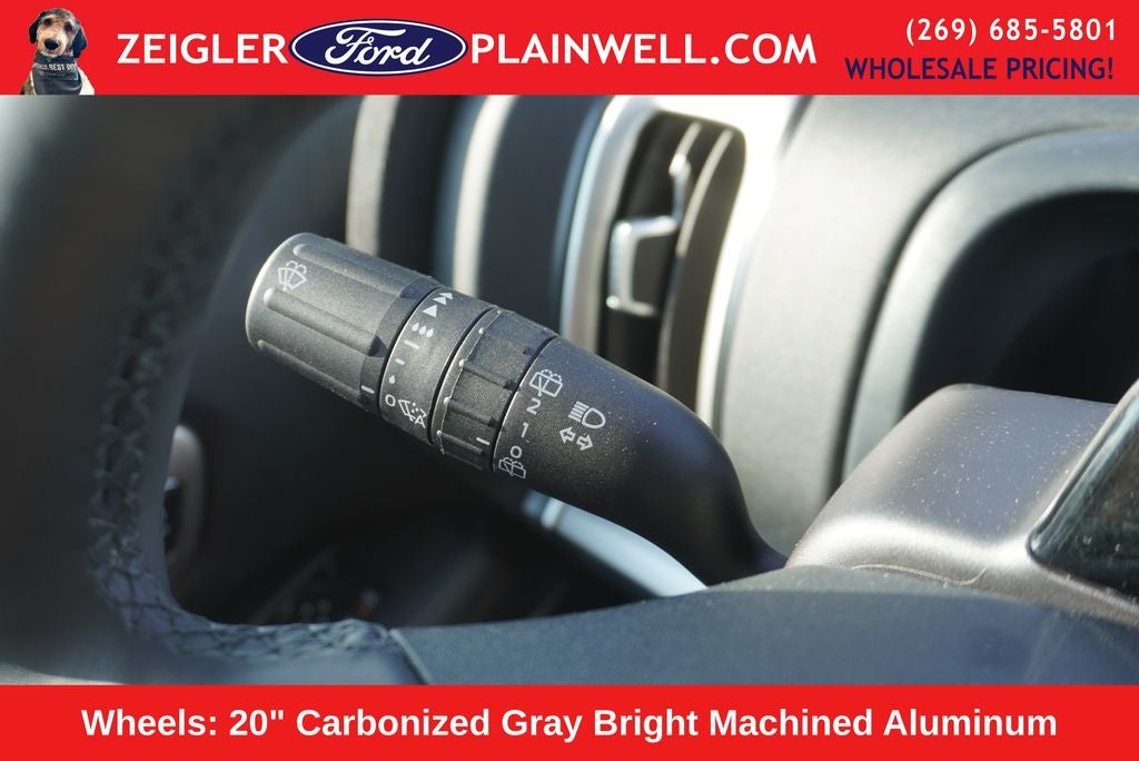 2025 Ford Expedition Active 4x4 Panoramic Roof Leather Rear Camera