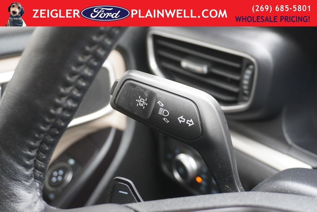 2020 Ford Explorer XLT 4x4 Panoramic Roof Navigation Leather Tow Pkg Sync