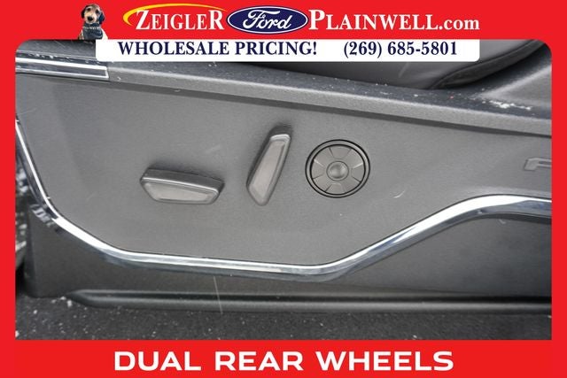 2025 Ford F-450SD Platinum DRW