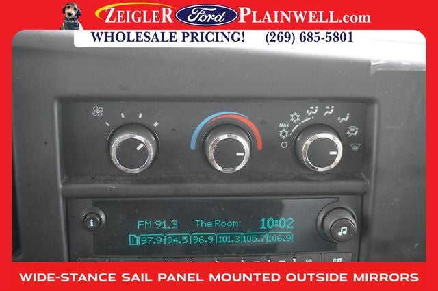 2015 Chevrolet Express 4500 Base Cutaway