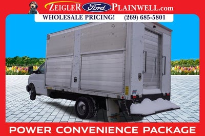 2015 Chevrolet Express 4500 Base Cutaway