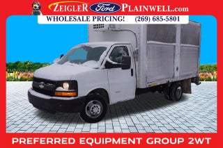 2015 Chevrolet Express 4500 Base Cutaway