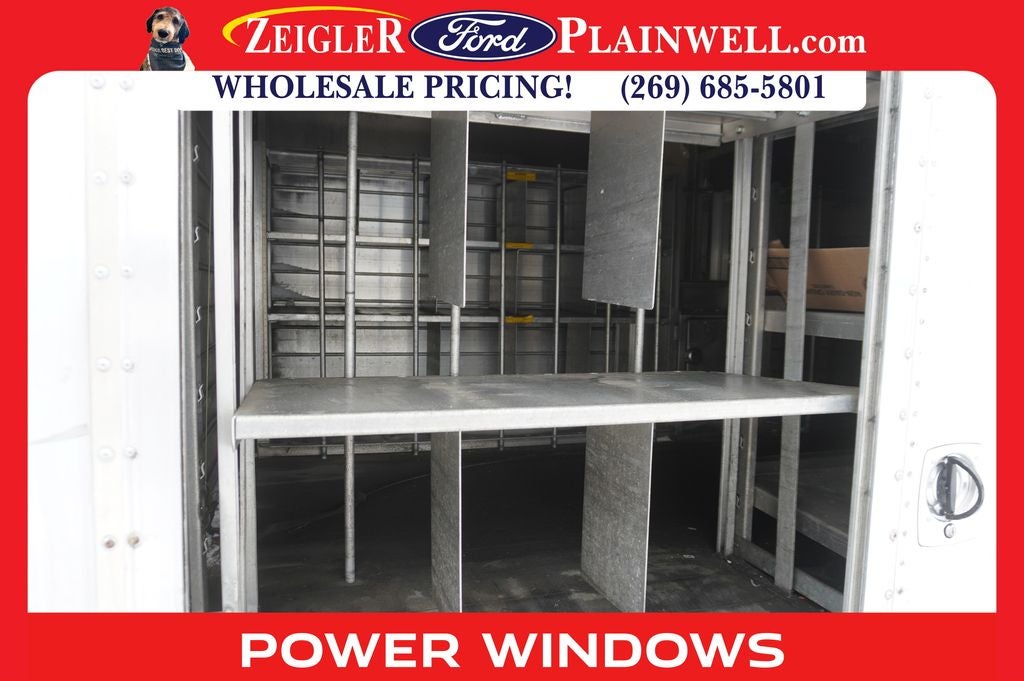 2016 Chevrolet Express 4500 Base Cutaway