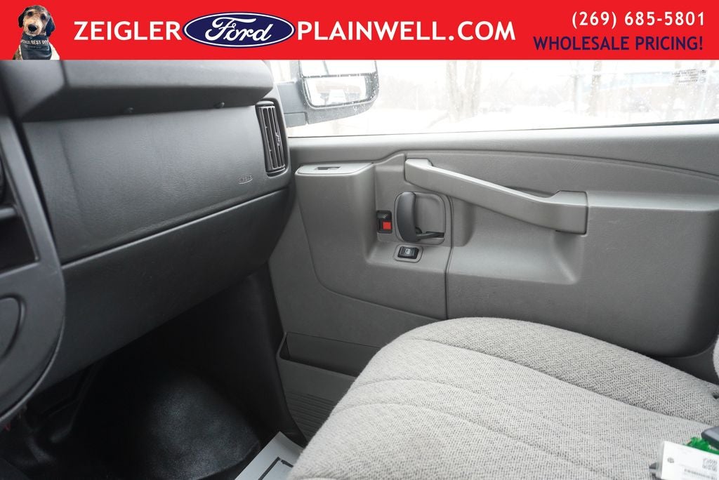 2021 Chevrolet Express 2500 Work Van Cargo