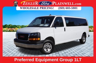 2023 GMC Savana 3500 LT 15 Passenger Extended WB Chrome Pkg Rear Camera