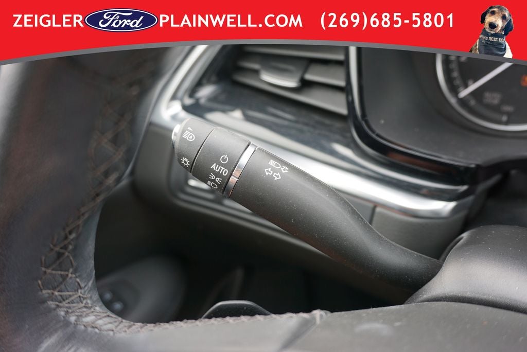 2024 Cadillac XT5 Premium Luxury Heated Leather Panoramic Roof Carplay Nav R Camera