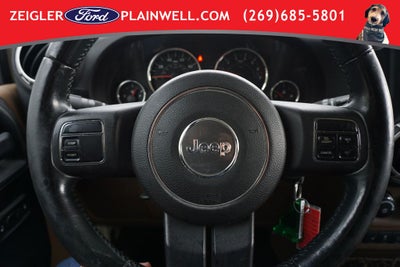 2011 Jeep Wrangler Unlimited Sahara 4X4 HARD TOP V6 HEATED LEATHER