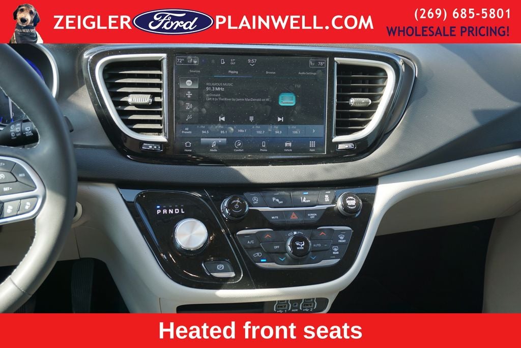 2024 Chrysler Pacifica Touring L Leather