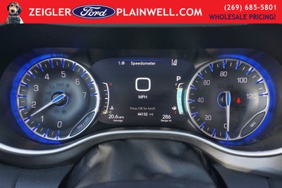 2024 Chrysler Pacifica Touring L Leather