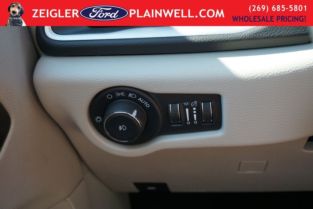 2024 Chrysler Pacifica Touring L Leather