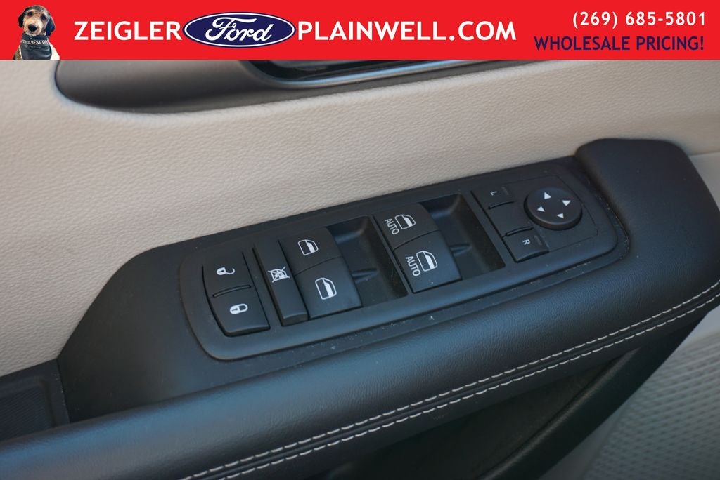 2024 Chrysler Pacifica Touring L Leather Rear Cameta Power Slider Doors