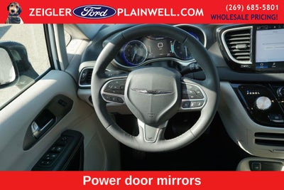2024 Chrysler Pacifica Touring L Leather Rear Cameta Power Slider Doors