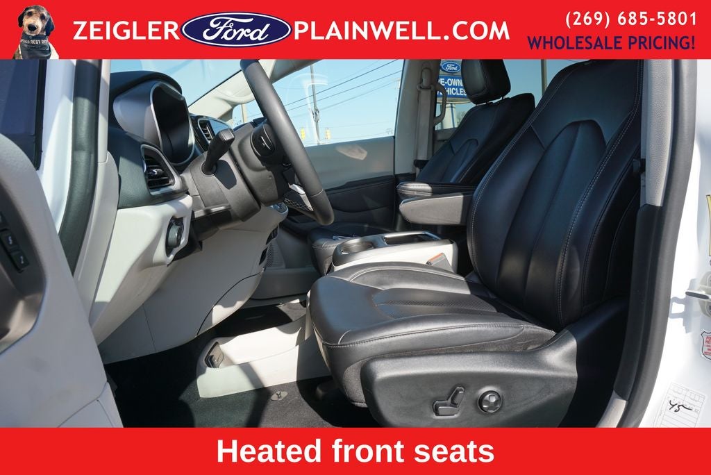 2024 Chrysler Pacifica Touring L Leather Rear Cameta Power Slider Doors