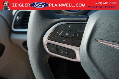 2024 Chrysler Pacifica Touring L Leather Rear Cameta Power Slider Doors