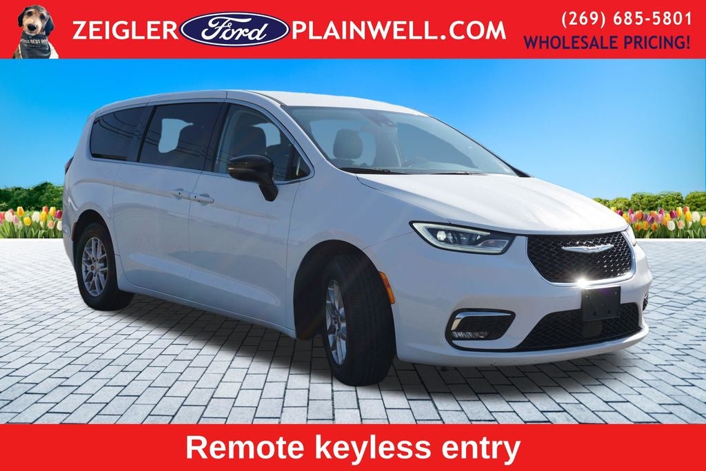 2024 Chrysler Pacifica Touring L Leather Rear Cameta Power Slider Doors