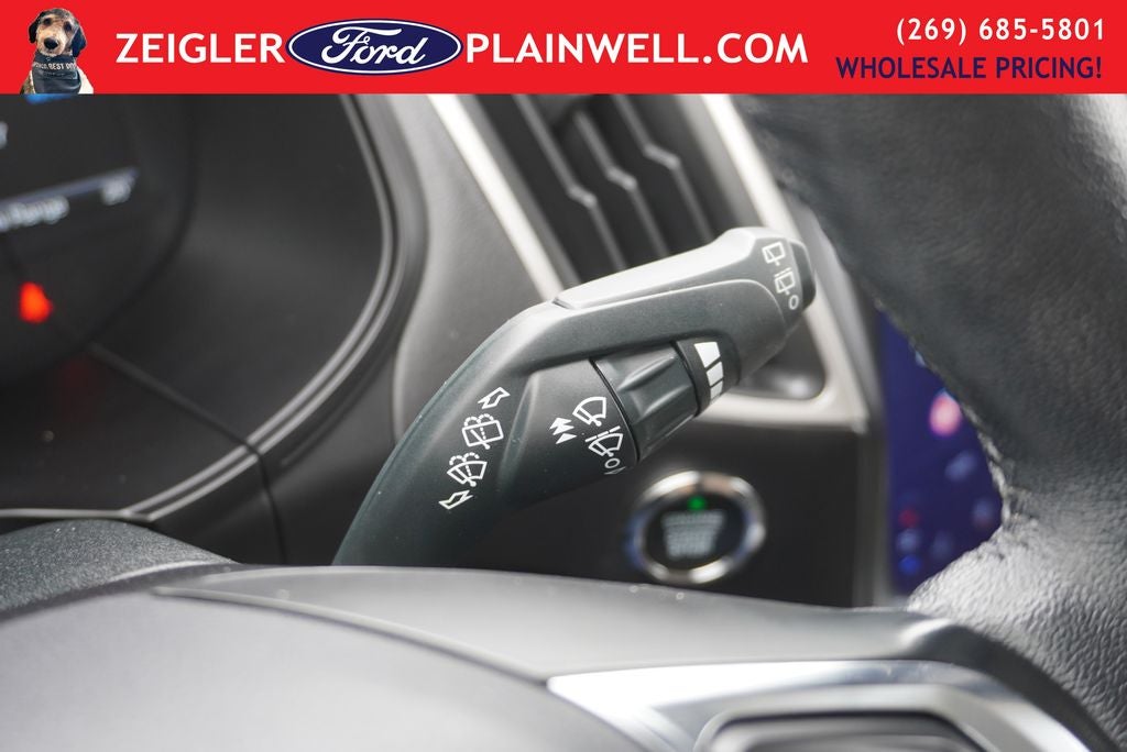 2024 Ford Edge SEL AWD Heated Leather