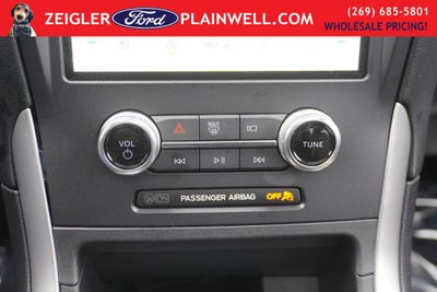 2024 Ford Edge SEL AWD Panoramic Vista Roof Heated Leather & Steering