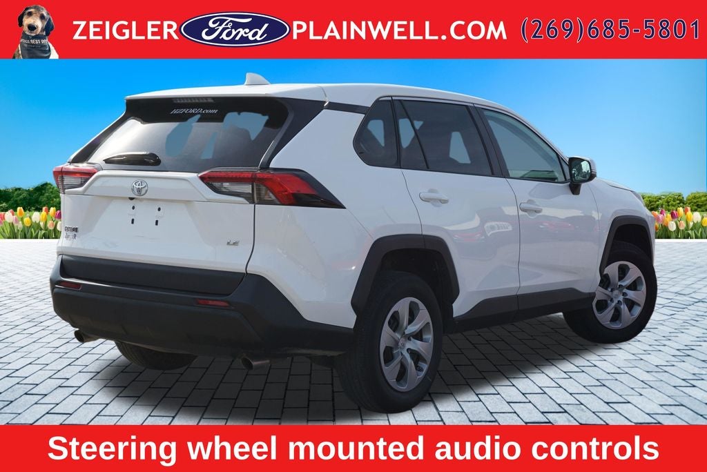 2022 Toyota RAV4 LE