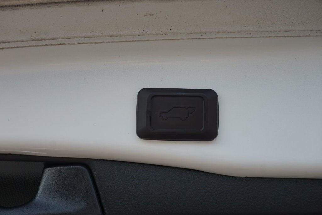 2023 Toyota RAV4 Hybrid XLE AWD Power Moonroof Rear Camera Power Seat