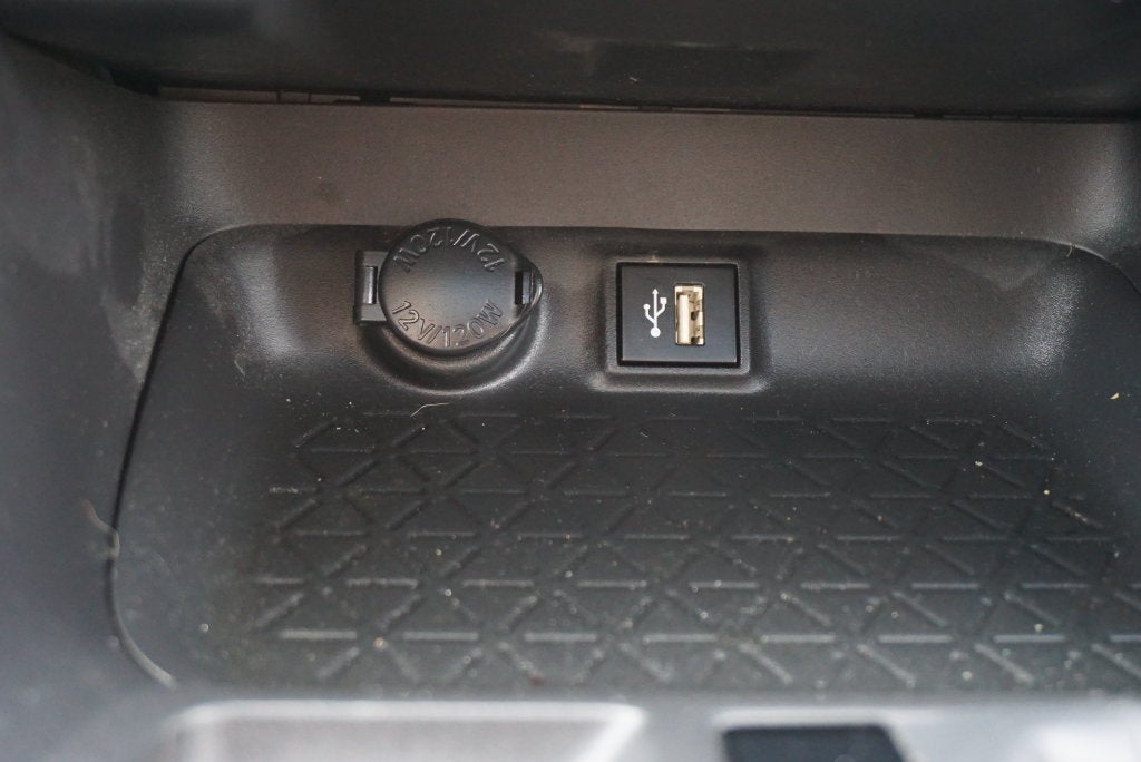 2023 Toyota RAV4 Hybrid XLE AWD Power Moonroof Rear Camera Power Seat